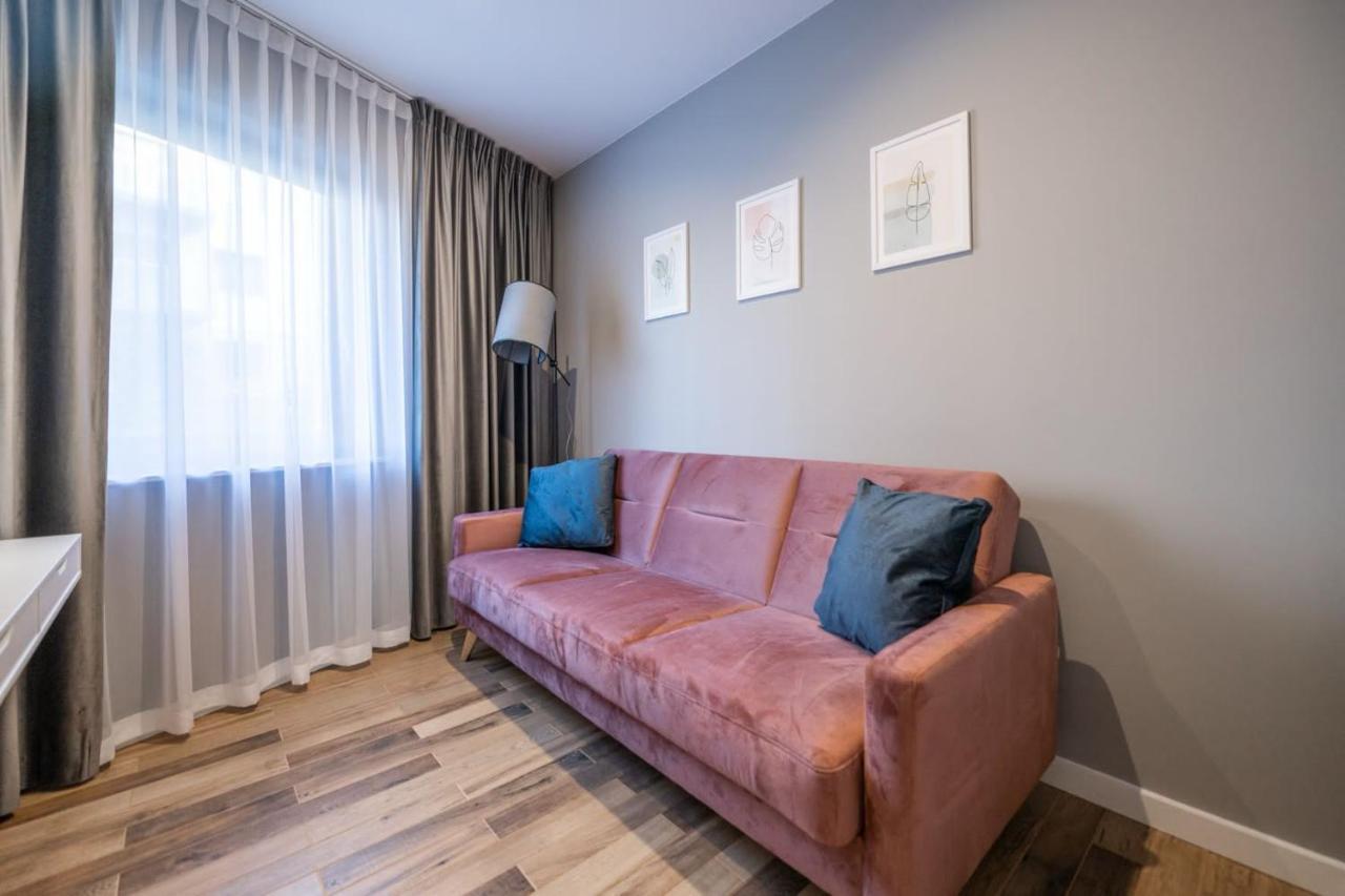 Stonehill24 - Apartament & Spa 斯克拉斯卡波伦巴 外观 照片