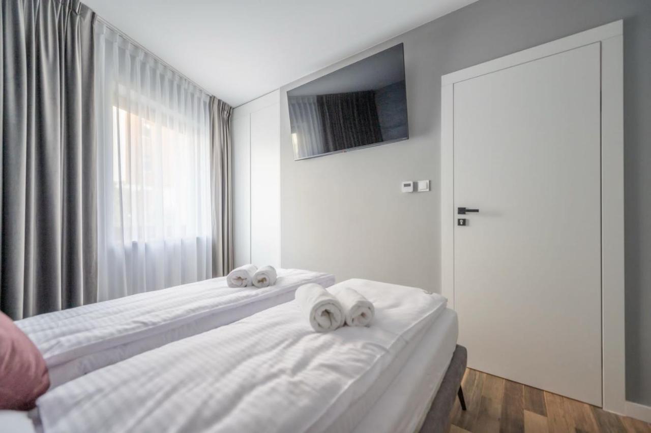 Stonehill24 - Apartament & Spa 斯克拉斯卡波伦巴 外观 照片