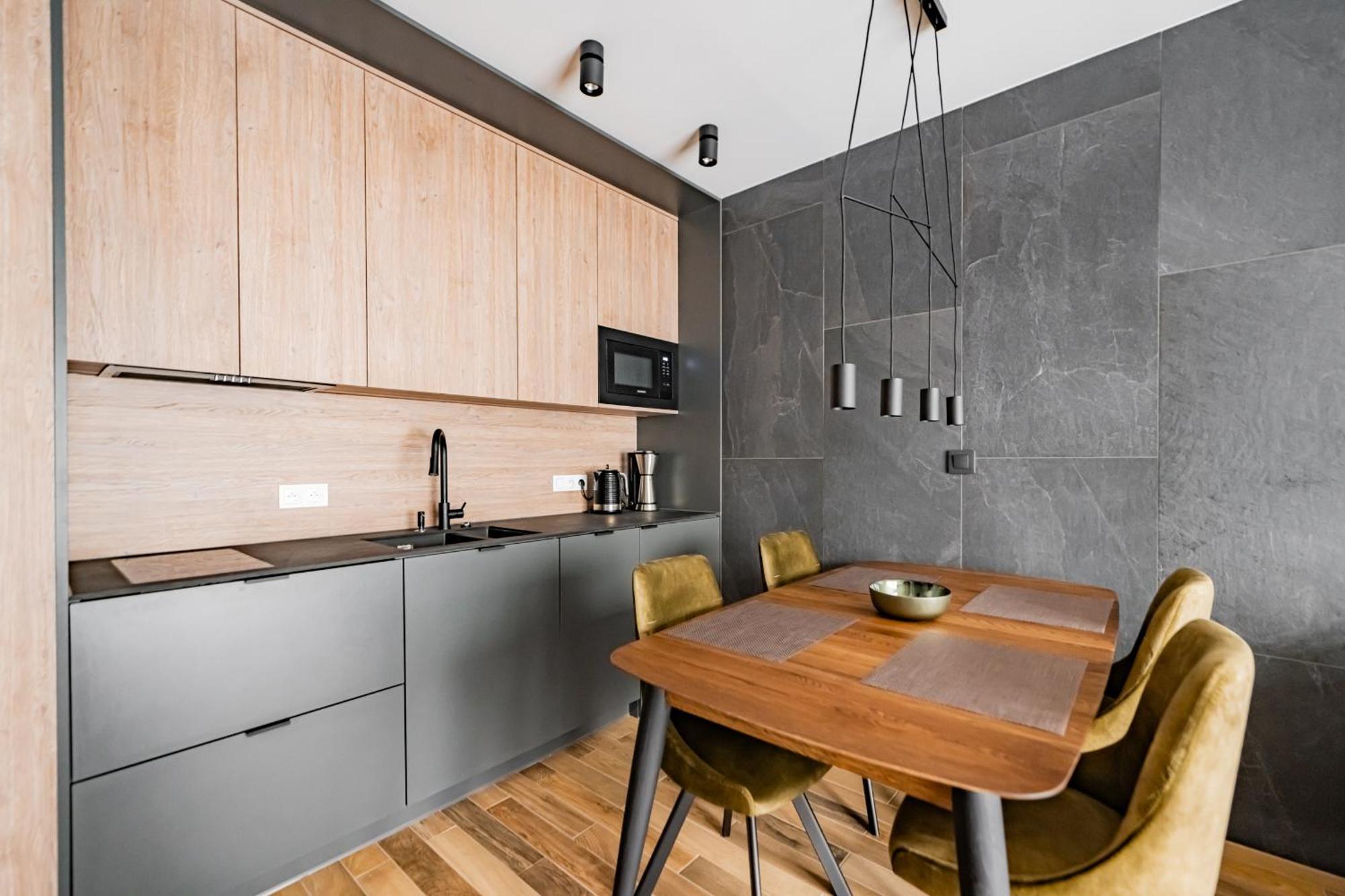 Stonehill24 - Apartament & Spa 斯克拉斯卡波伦巴 外观 照片