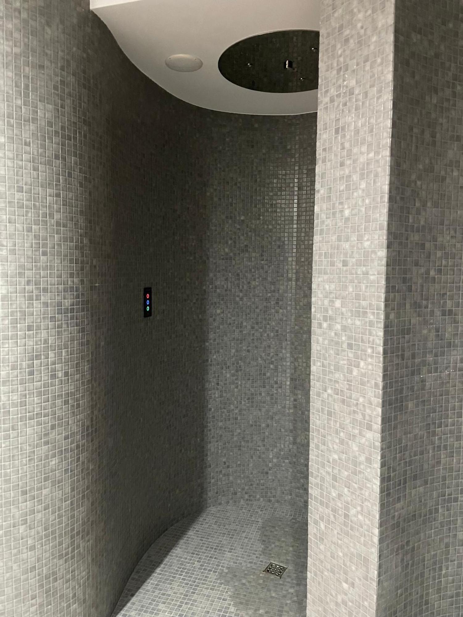 Stonehill24 - Apartament & Spa 斯克拉斯卡波伦巴 外观 照片